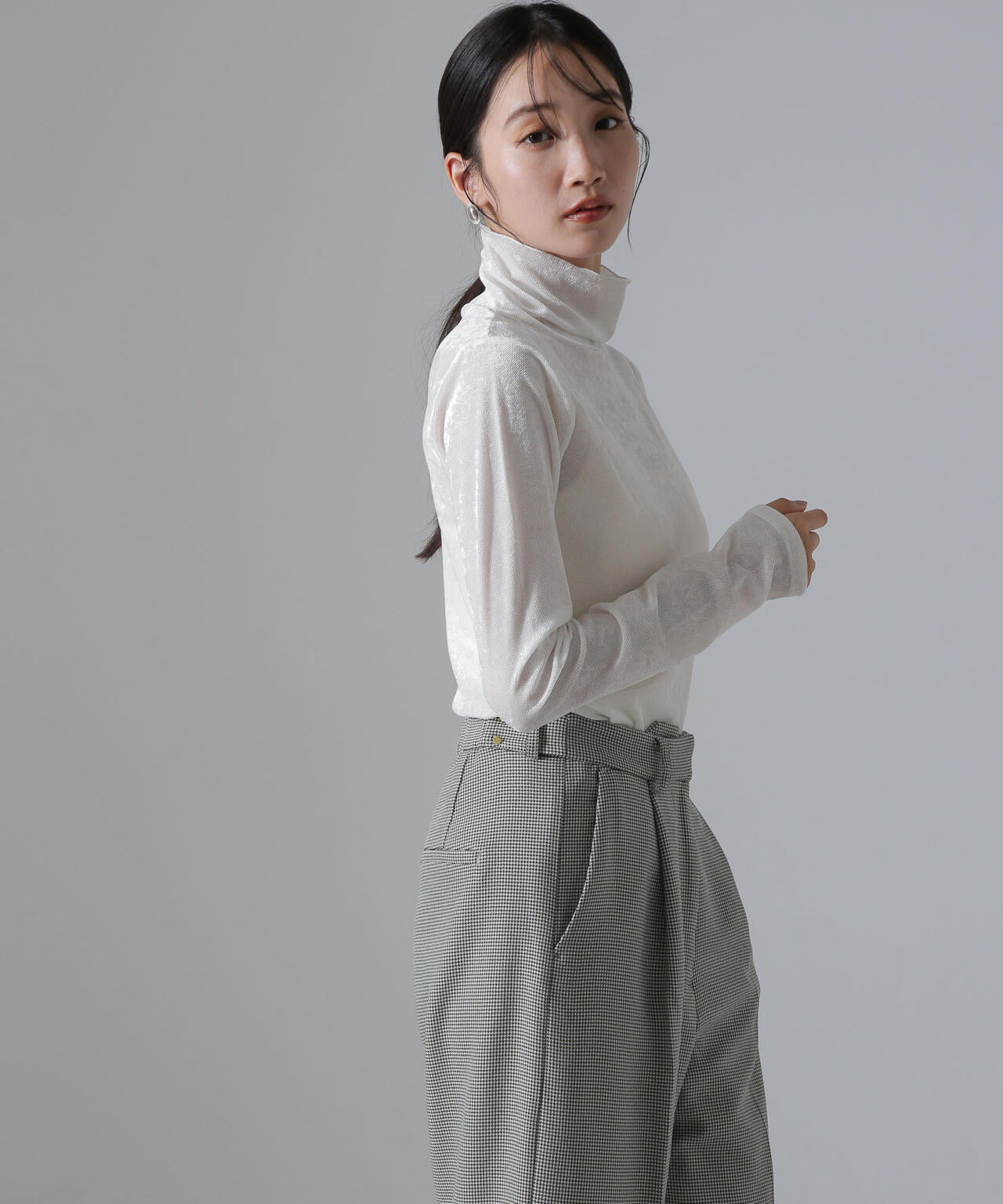 シアーベロアカットタートルトップス