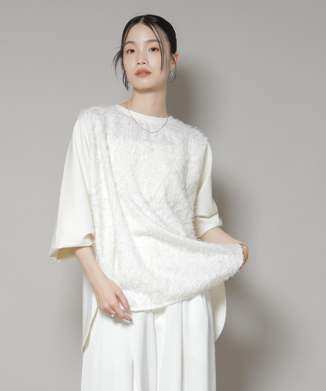 フロントシャギーコンビカットトップス