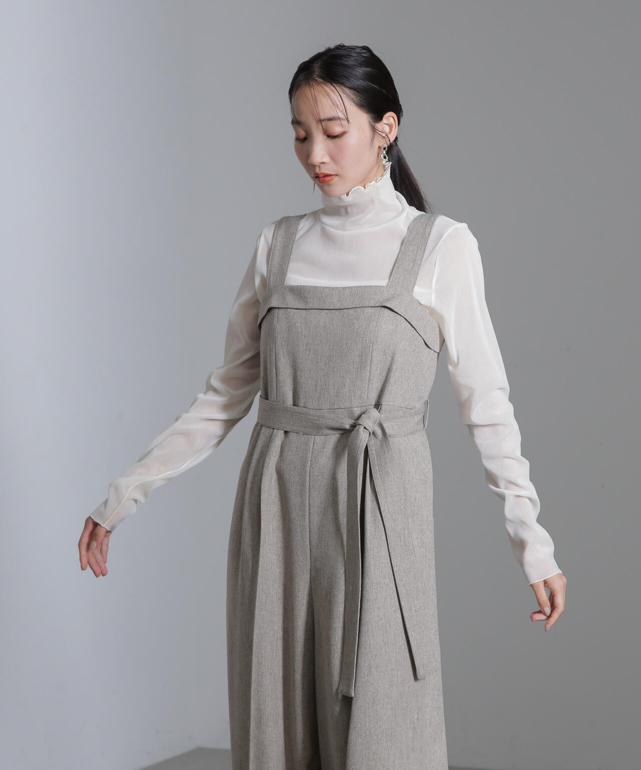 ベロアチュールタートルプルオーバー