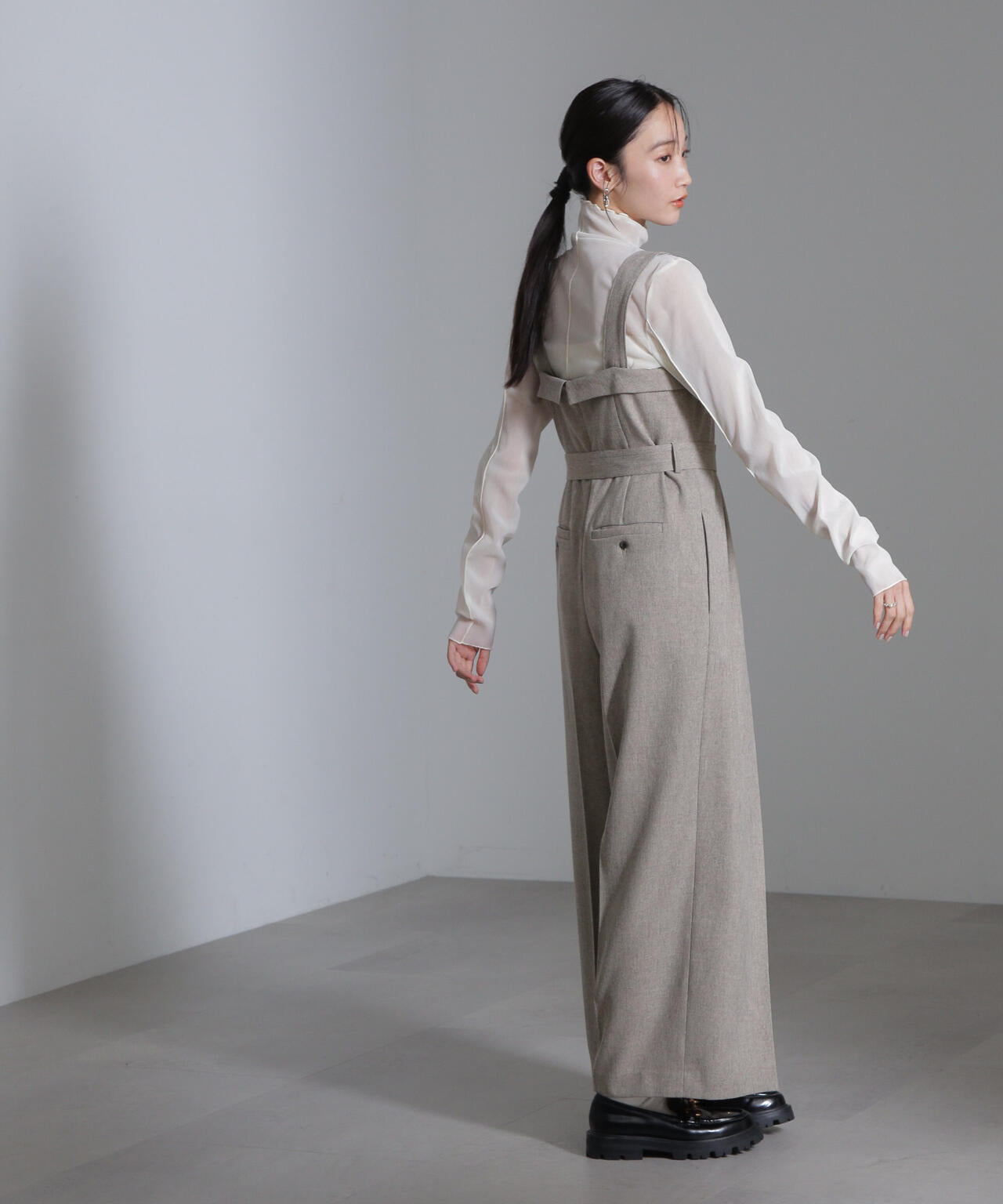 ベロアチュールタートルプルオーバー