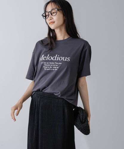 レタードグラフィックTシャツ