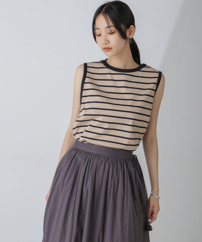 ホルターネックノースリーブプルオーバー