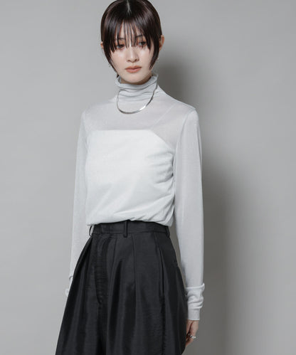 ラメシアータートルカットトップス