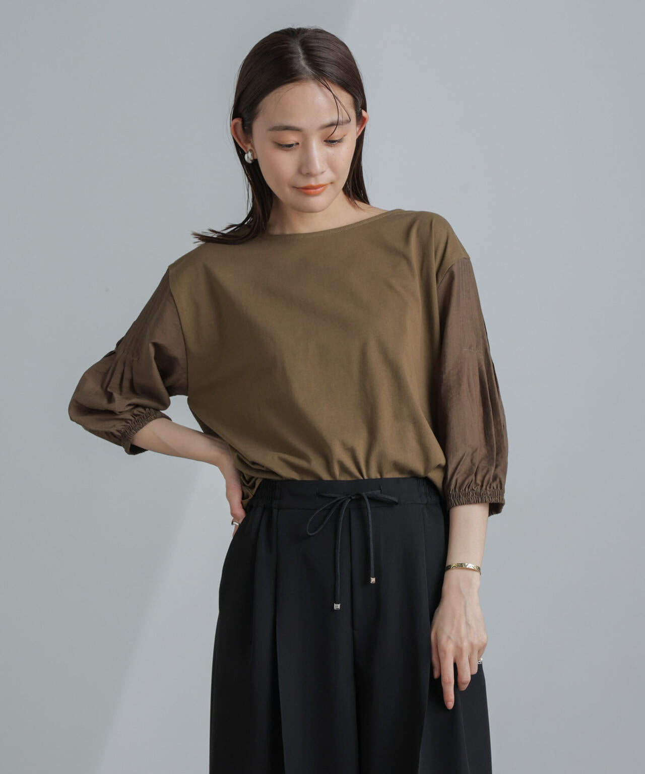 ピンタックスリーブカットプルオーバー