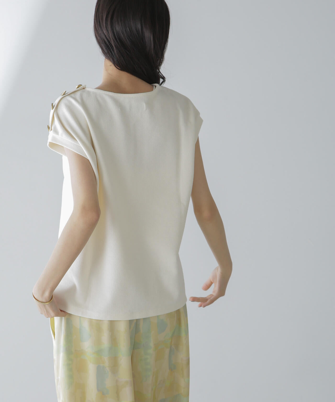 ショルダーボタンカノコトップス