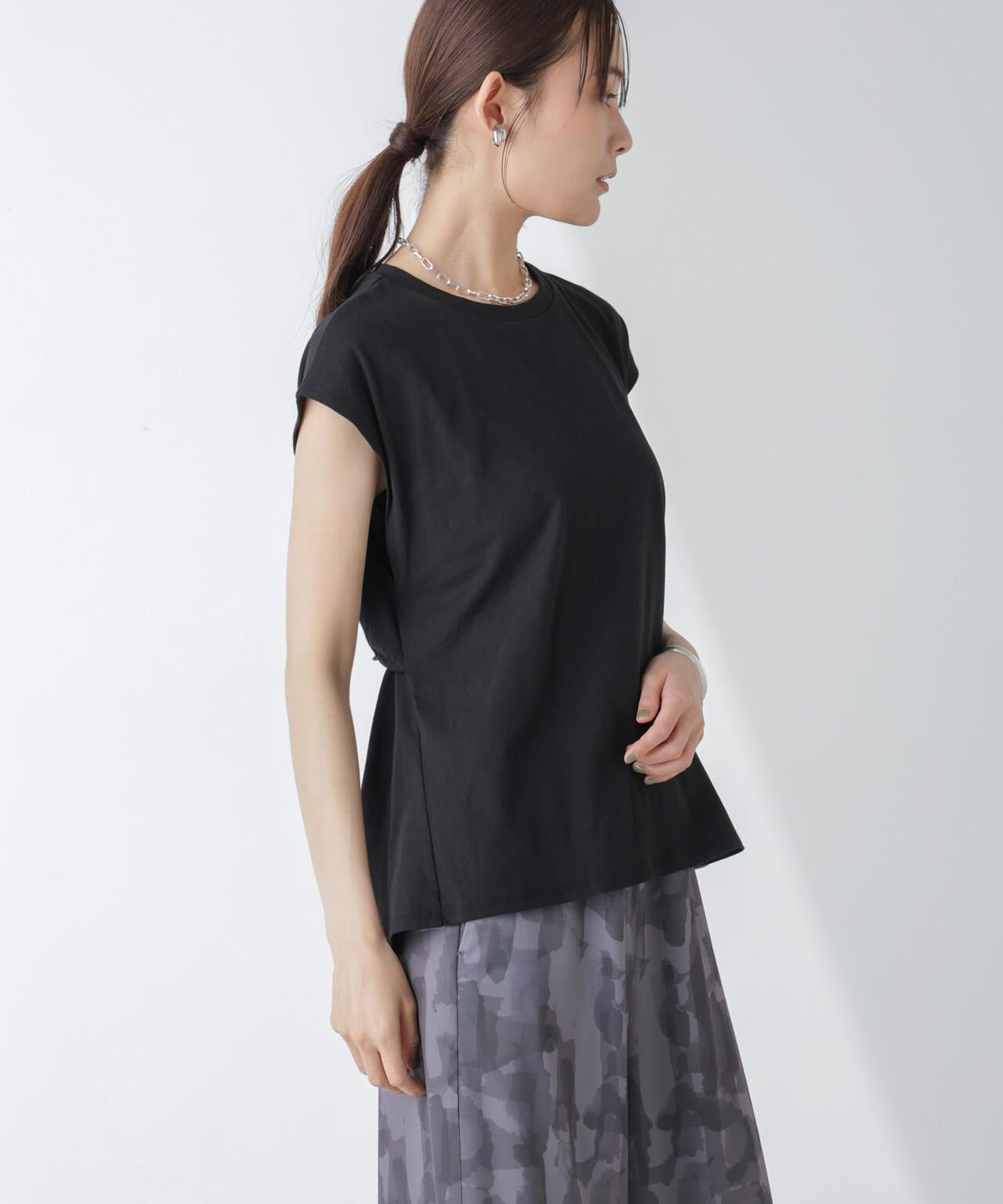 バックギャザーオープンデザイントップス