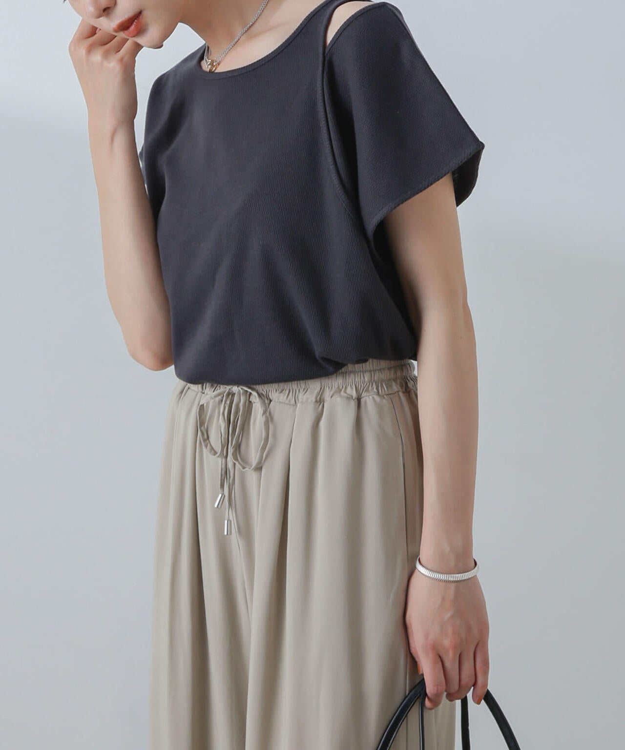 レイヤード風サーマルトップス