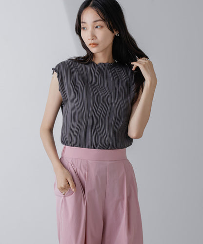 ウェーブリップルカットノースリーブトップス(セットアップ可)