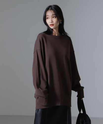 バックオープンディティール裏毛トップス