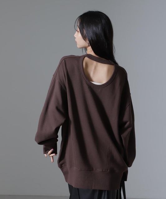 バックオープンディティール裏毛トップス