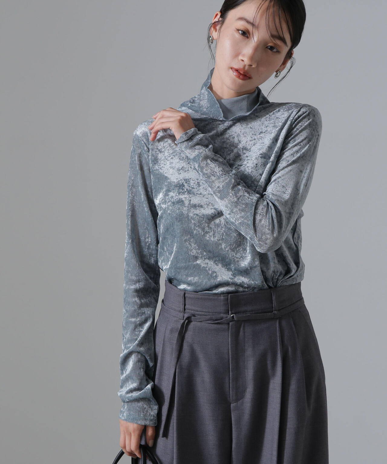 シアーベロアカットタートルトップス