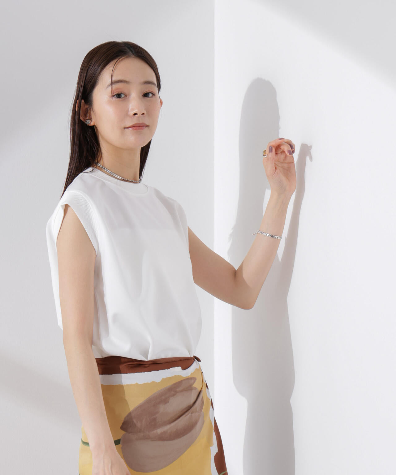 カットジョーゼットノースリーブTシャツ