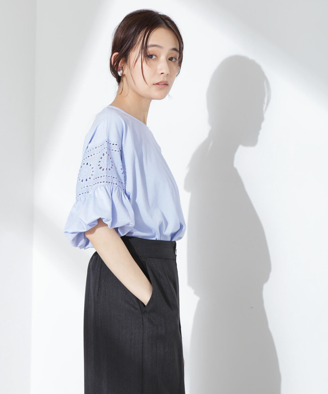 お花柄レース切替バルーンスリーブカットトップス