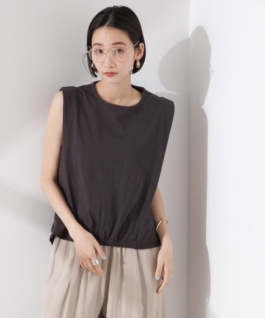 ドライタッチ天竺フロントギャザーヘムノースリーブトップス