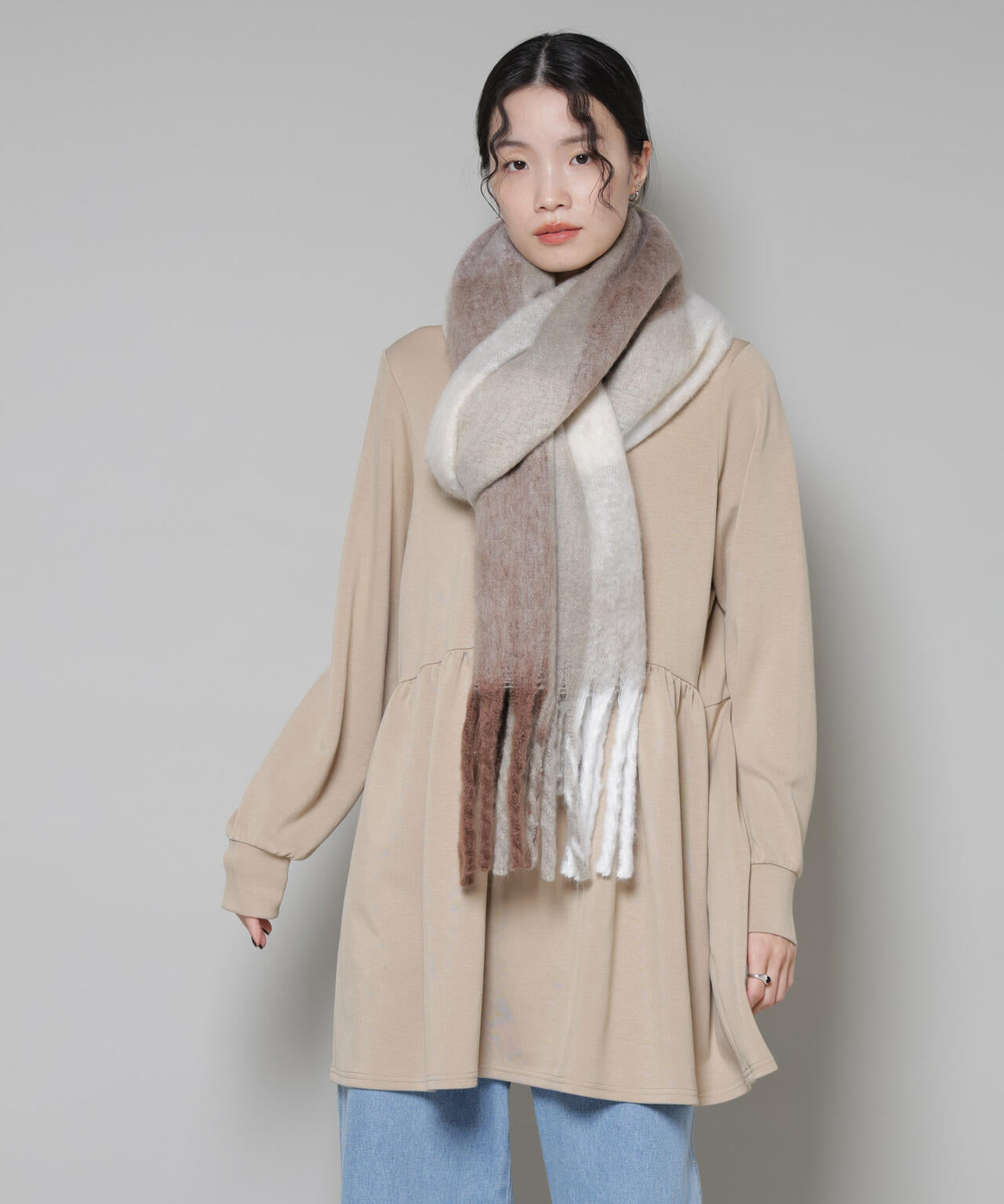 サーモジャージーウエスト切り替えギャザープルオーバー