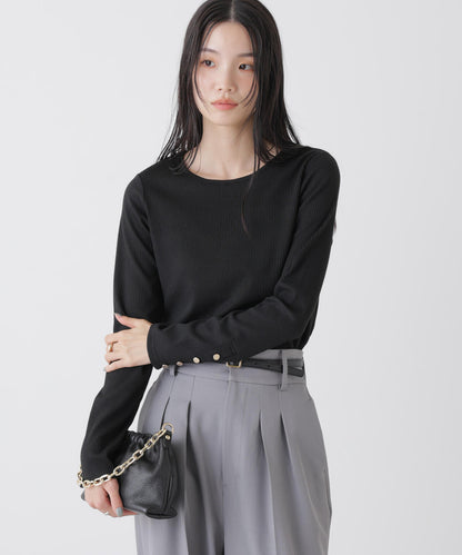 メタルボタンスリーブクルーネックリブカットトップス